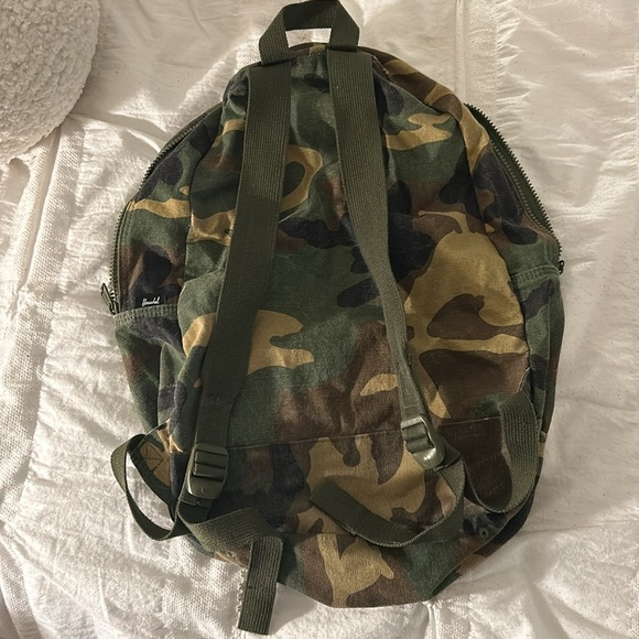 Herschel soft camo backpack - Picture 4 of 4